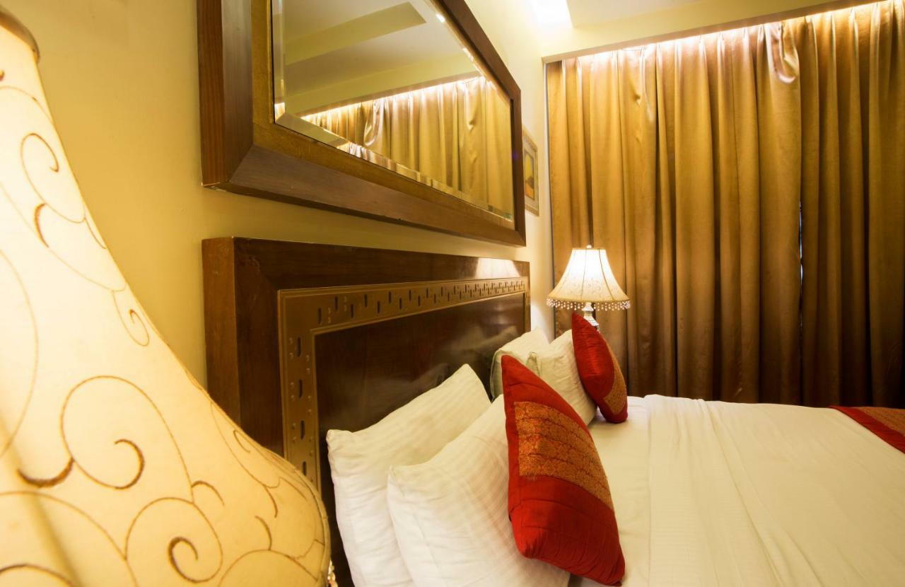 Hotel Picasso Paschim Vihar Delhi - Couple Friendly Local Ids Accepted Exterior photo