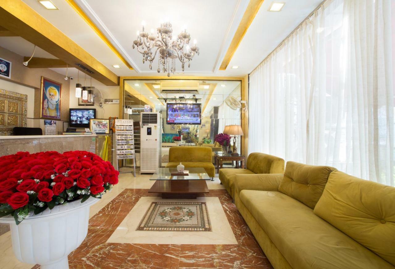 Hotel Picasso Paschim Vihar Delhi - Couple Friendly Local Ids Accepted Exterior photo